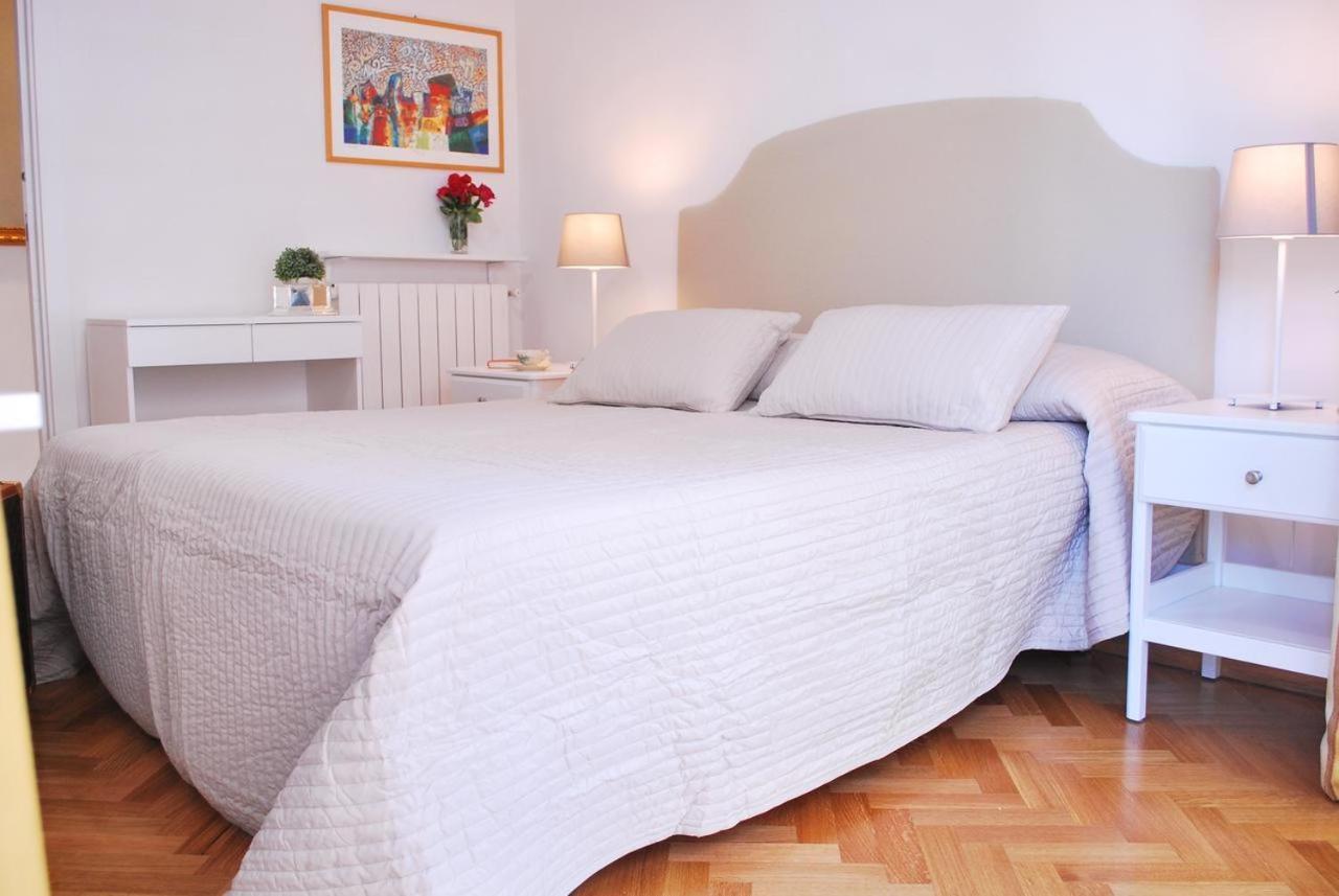 Attico 203 Bed & Breakfast Рим Екстериор снимка
