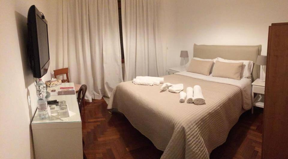 Attico 203 Bed & Breakfast Рим Екстериор снимка